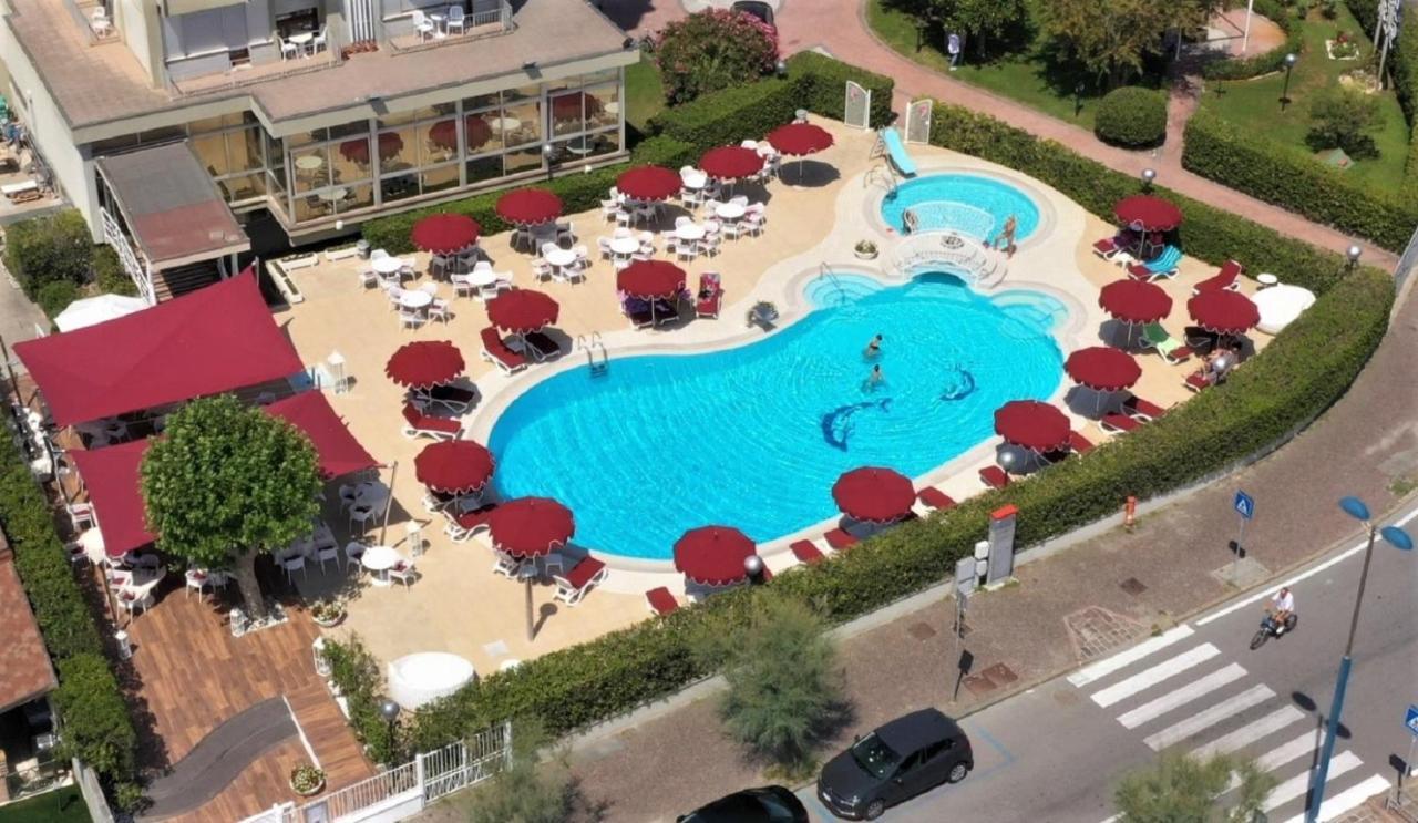 Hotel Le Tegnue Sottomarina Exterior photo